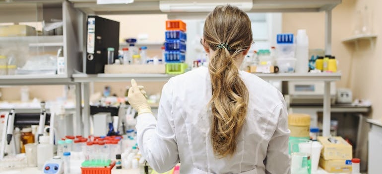 Лабораторный техник знает, как выглядит спинальная мышечная атрофия
